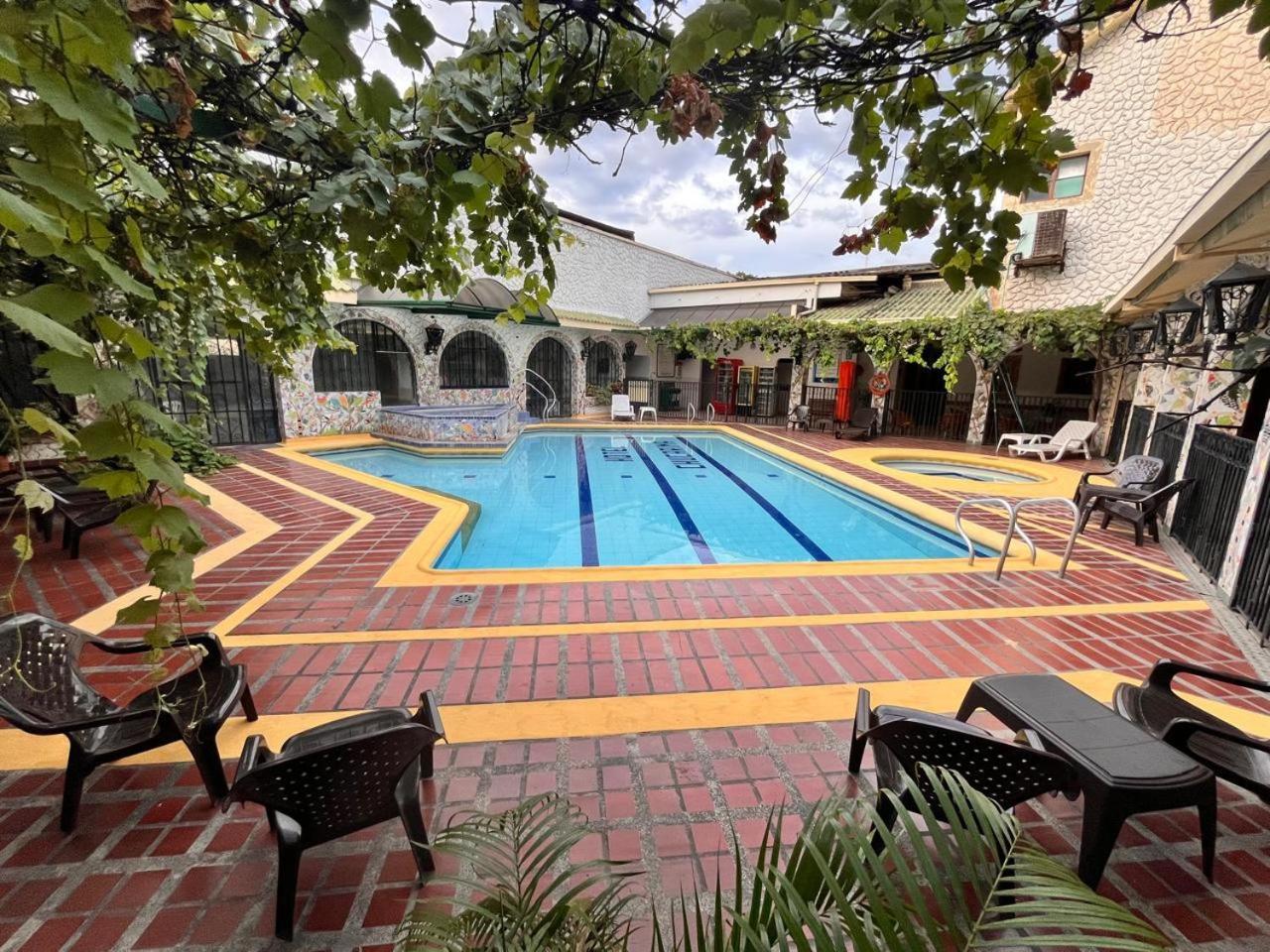 Hotel Chucarima Cucuta Bagian luar foto